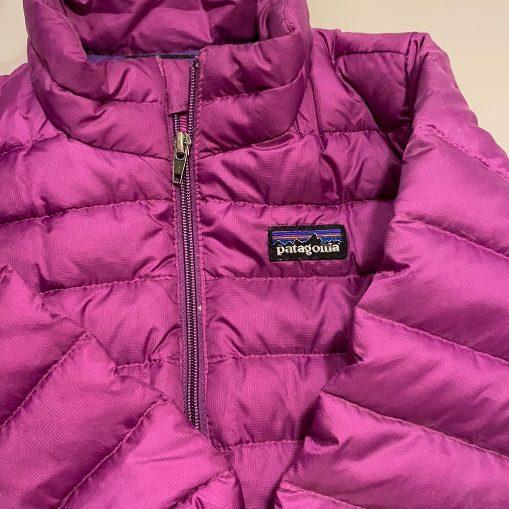 Patagonia puffer jacket. Size 18 months. Great condition.